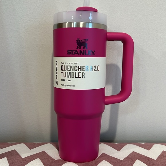 Stanley The Quencher H2.0 Flowstate tumbler 30 oz fuchsia - Picture 6 of 10